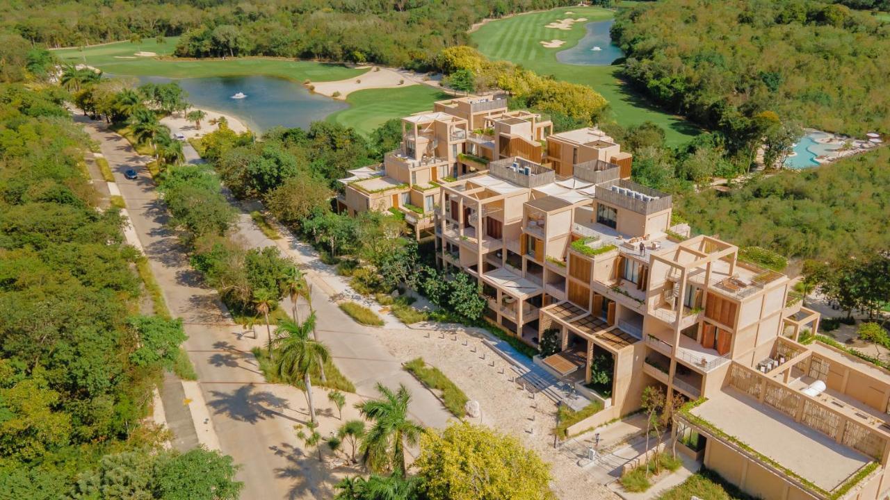 Lumina At The Village Luxury Residences In Corasol Плайя-дель-Кармен Екстер'єр фото
