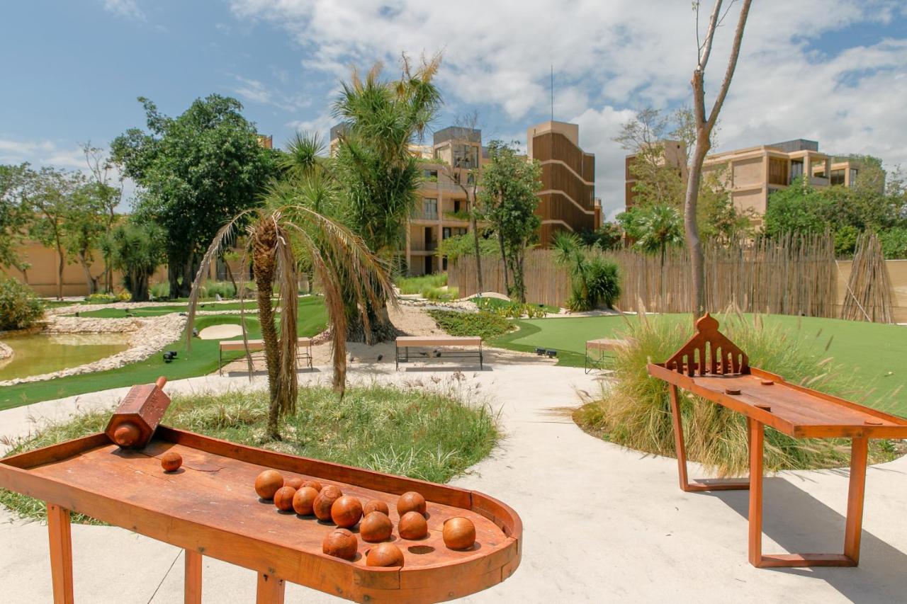 Lumina At The Village Luxury Residences In Corasol Плайя-дель-Кармен Екстер'єр фото