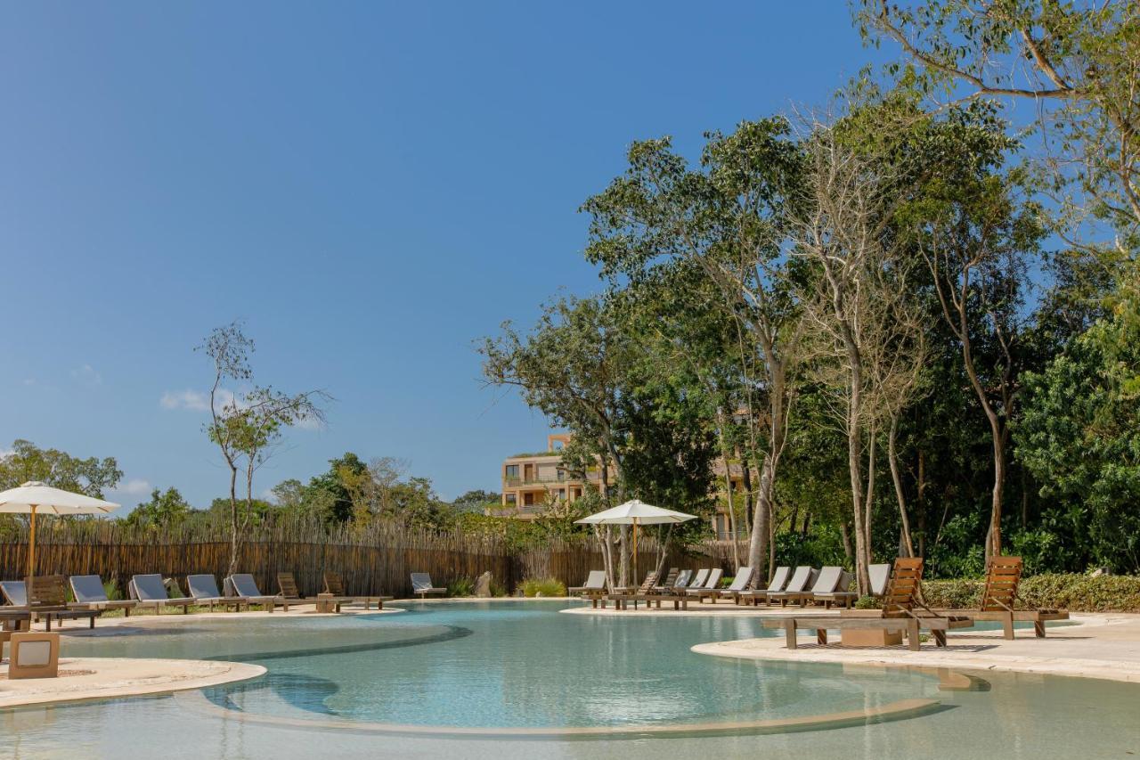 Lumina At The Village Luxury Residences In Corasol Плайя-дель-Кармен Екстер'єр фото